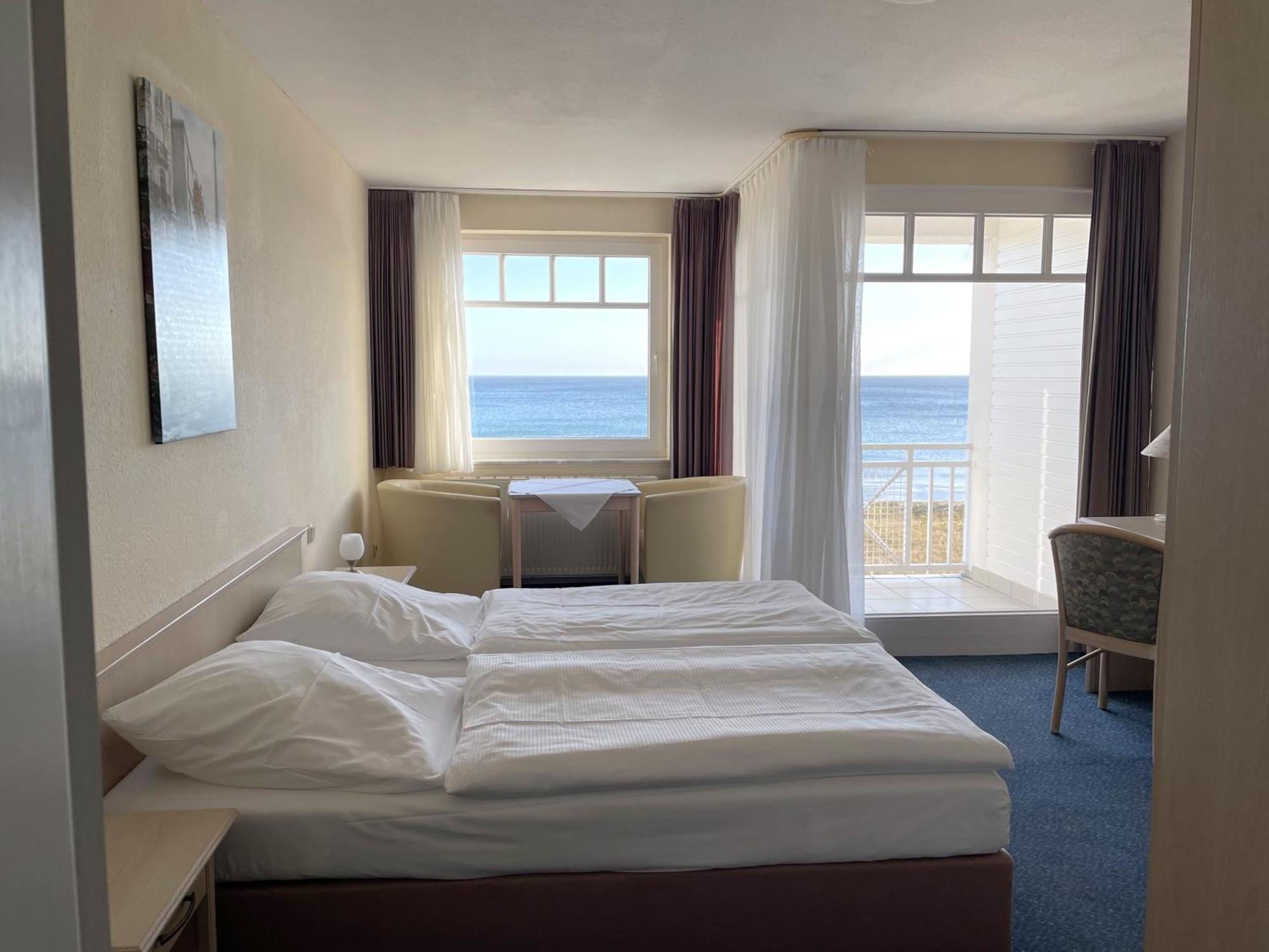 Strandhotel Duenenhaus Juliusruh Kamer foto