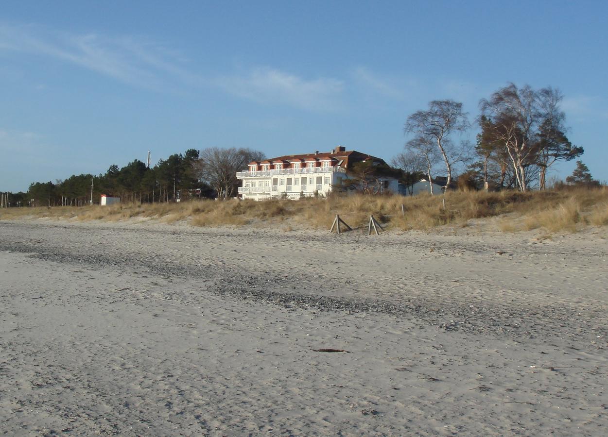 Strandhotel Duenenhaus Juliusruh Buitenkant foto